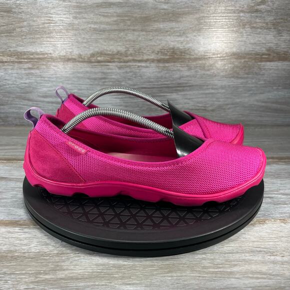 Crocs Woman's Pink Busy Fay Slip On Ballet Dance Flats Size 9 - Picture 3 of 8